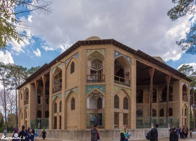 کاخ تاریخی هشت بهشت