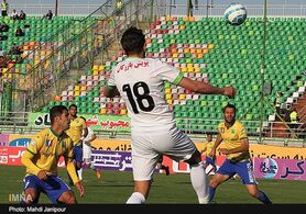 پرسپولیس تقریباً قهرمان شد/ سپاهان جای ذوب‌آهن را نگرفت