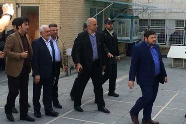 غرضی با شعار حمله به بیکاری وارد ستاد انتخابات کشور شد