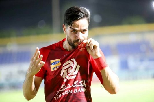 ۴ انگشتی‌های پرسپولیس در جشن قهرمانی