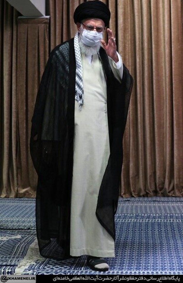 رهبر انقلاب: قبول قطعنامه از سوی امام مدبرانه و عاقلانه بود
