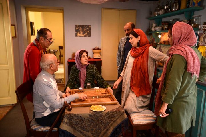 مونا زندی‌حقیقی : دوربین‌های مدار بسته کار سینما را برای نمایش فجیع‌ترین جنایات انجام می‌دهند