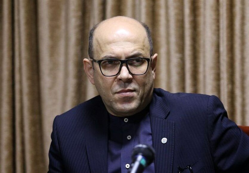 سعادتمند: استراماچونی هر روز نرخ قرارداد را افزایش می‌داد/ استعفا نمی دهم/