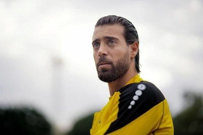 افشین: تازه برگشته‌ام و حالا حالا ها به فوتبالم ادامه می‌دهم / همیشه استقلال را دنبال می‌کنم