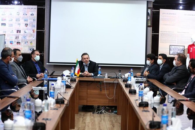 شهاب الدین عزیزی خادم: شایسته سالاری می کنم