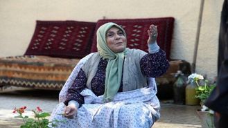 پوراندخت مهیمن:به خاطر کرونا خانه نشین شده‌ام