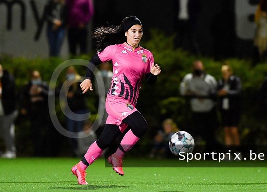 واکنش شارلوا به ماجرای یاسمن فرمانی