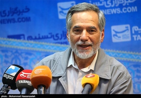 ناظمی اردکانی: بانک مرکزی باید از دولت مستقل شود/ با رئیسی وارد رقابت انتخاباتی نمی شویم