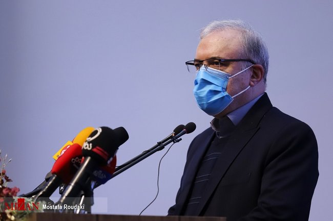 ازدحام در محل‌های تزریق واکسن ممنوع / مبادا پیرزن یا پیرمردی از واکسن جا بماند