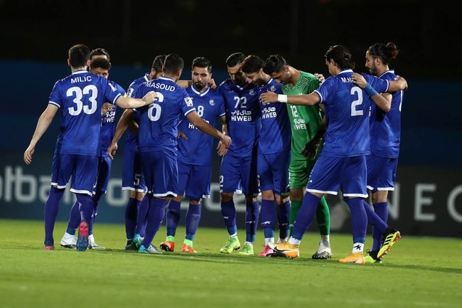 روشن: استقلال با این سبک بازی طرفدارانش را راضی کرد