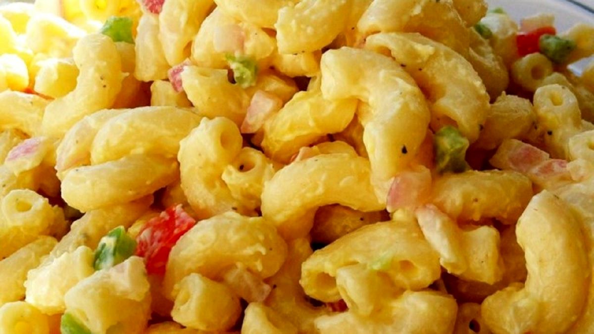 طرز تهیه سالاد ماکارونی کلاسیک