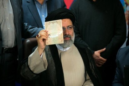 آیت‌الله رئیسی در انتخابات ریاست‌جمهوری سیزدهم ثبت‌نام کرد