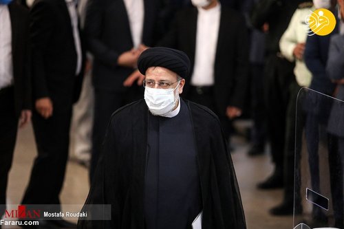 رئیسی: بانیان وضع فعلی نمی‌توانند تغییر دهنده وضع موجود باشند