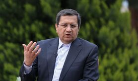 همتی: رئیس جمهور باید اقتصاددان باشد/ سیاستمداران به مرخصی بروند