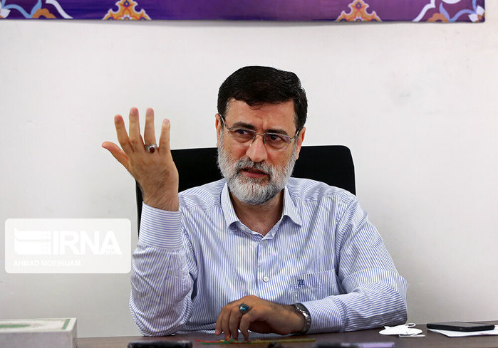 قاضی‌زاده هاشمی: از سر تفنن و شهرت نامزد نشده‌ام