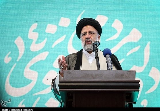 آیت‌الله رئیسی: به جای اقدامات دستوری در میدان عمل ‌ورود ‌خواهیم کرد