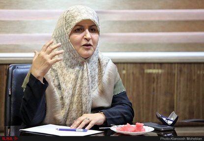 طیبه سیاوشی: افرادی روی موضوع فضای مجازی مانور می‌دهند که دستور فیلتر توئیتر و تلگرام به دستور مجموعه آنها صادر شد