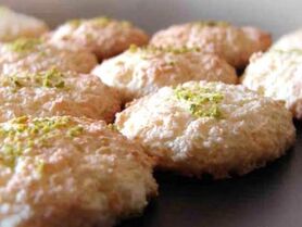 طرز تهیه شیرینی نارگیلی