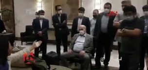 کلانتری: خبرنگاران مزخرف می‌گویند/ همیشه همین‌طوری می‌نشینم؛ چرا باید عذرخواهی کنم؟