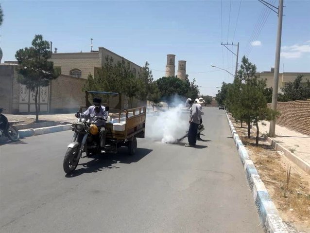 عملیات سم پاشی بیش از 4 هزار منهول فاضلاب نایین