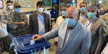 حضور پرشور اصفهانی‌ها از ساعت ۷ صبح پای صندوق‌های رأی