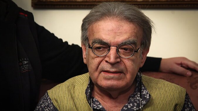 (ویدئو) از حال رفتن «حمید لولایی» بعد از ترساندنش در شب‌آهنگی