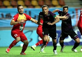 منافی: اشتباهات داوری بازی پیکان و سپاهان تکرار نشود، پرسپولیس قهرمان خواهد شد