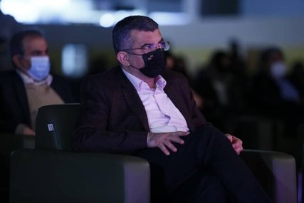 عذرخواهی وزارت بهداشت بابت تاخیر در واکسیناسیون کرونا