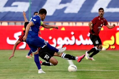 وریا غفوری به دربی می‌رسد