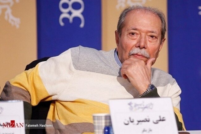 علی نصیریان:کمی ناخوش احوالم و در خانه خودم را قرنطینه کردم