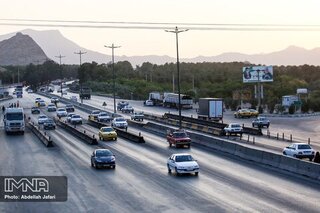 رصد تمام محورها با دوربین/اعمال قانون بیش از ۱۰ هزار خودرو متخلف