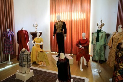 حمایت از فروشندگان لباس های "متعارف" زنان