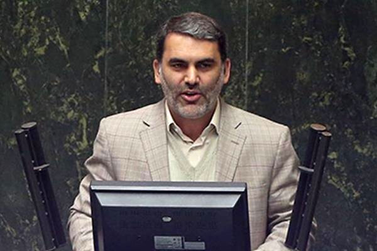 باید حداقل ۱۰۰ میلیون دوز واکسن وارد کشور می‌کردیم | مانع بحران قیمت گوشت و مرغ شویم