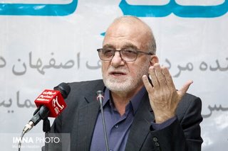 فولادگر شایعه استاندار شدنش را تکذیب کرد