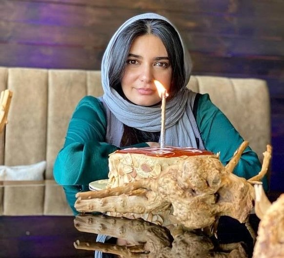 تولد 41 سالگی لیندا کیانی در کنار دوستانش