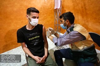 چرا تاثیر واکسن در برخی افراد کمتر است؟