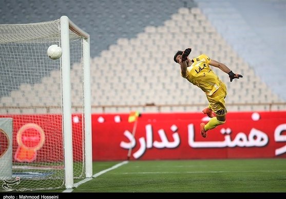 احتمال جدایی رضایی از استقلال