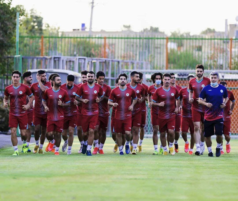 حدادی‌فر:تماشاگران کیفیت لیگ و تیم‌ملی را بهتر می‌کنند