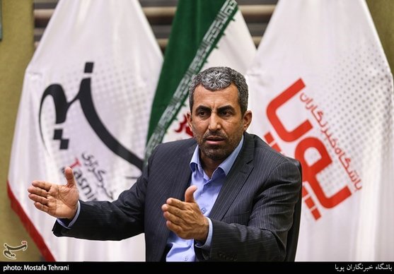 پیشنهاد اختصاص کارت‌ اعتباری به مردم با حذف ارز ۴۲۰۰ تومانی