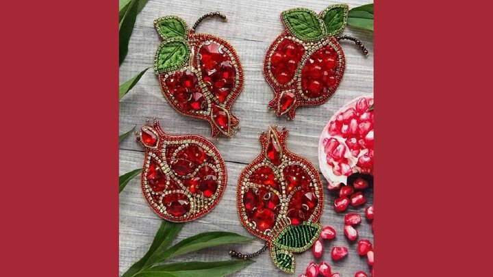 آموزش گل سینه جواهر دوزی + فیلم