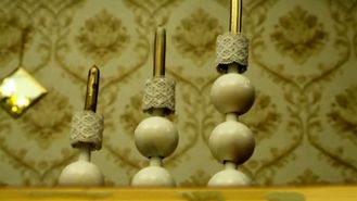 ساخت شمعدانی با وسایل دور ریختنی + فیلم