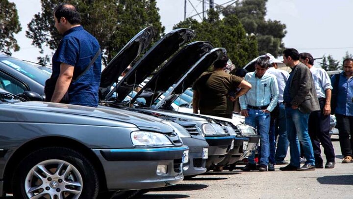 قیمت خودرو در بازار آزاد؛ ۱۷ آبان۱۴۰۰