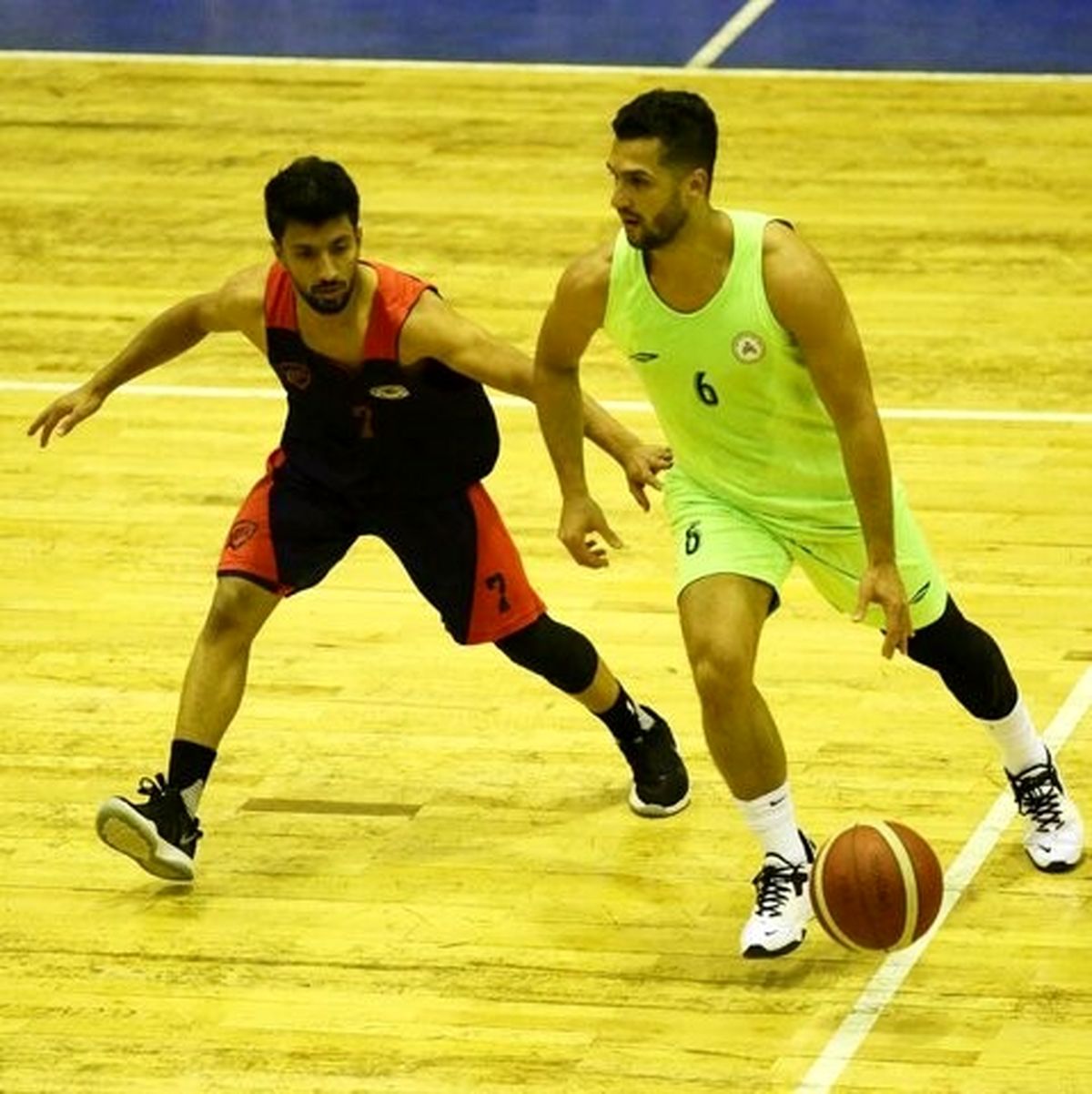 فرید اصلانی : لطف مدیریت باشگاه ذوب آهن شامل حال تیم بسکتبال هم شود!