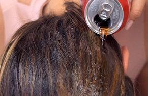 آموزش صاف کردن مو با نوشابه