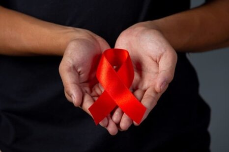 علائم و مراحل ایدز یا HIV