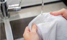 پاک کردن لکه چای از روی لباس