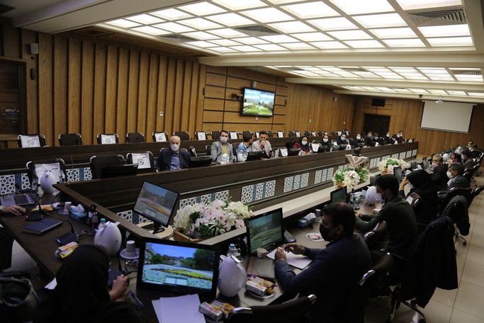 برگزاری نشست توجیهی اخذ گواهی نامه صلاحیت پیمانکاران در آبفای استان اصفهان