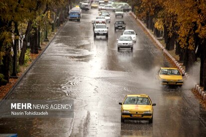 بارش برف و باران در محورهای غرب و شمال اصفهان/همه محورها باز است