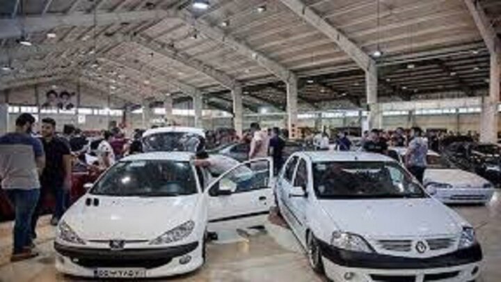 قیمت خودرو در بازار آزاد؛ ۳۰ آبان ۱۴۰۰