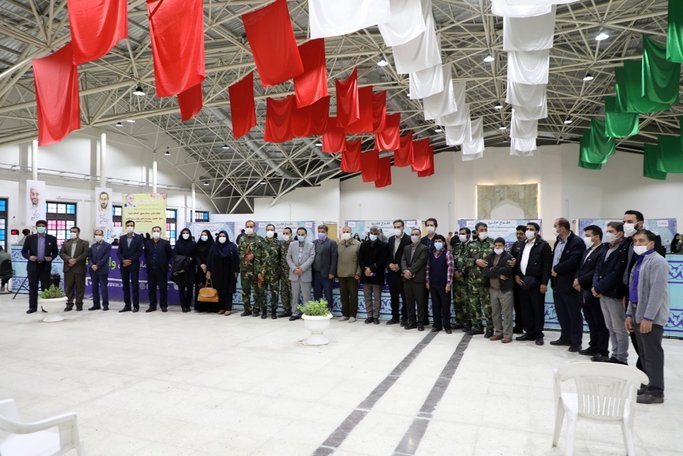 تجلیل آبفای استان اصفهان ازکادرجهادی پایگاه واکسیناسیون گلستان شهدا